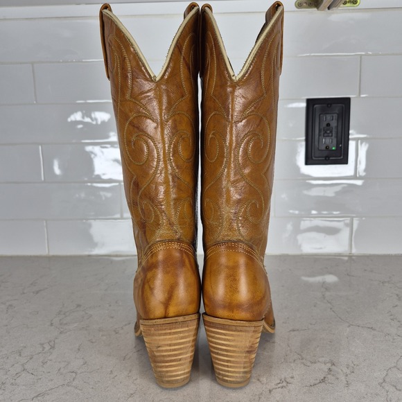 Acme Women's 8847 Vintage Tan Western Cowboy Boots with Heels Size 6.5 M‎ - Picture 2 of 11